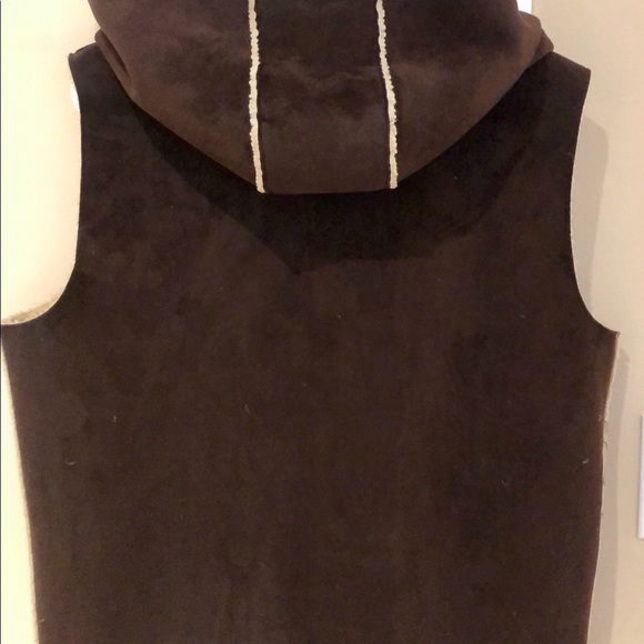 Ralph Lauren brown faux suede/faux shearling vest - Picture 2 of 5